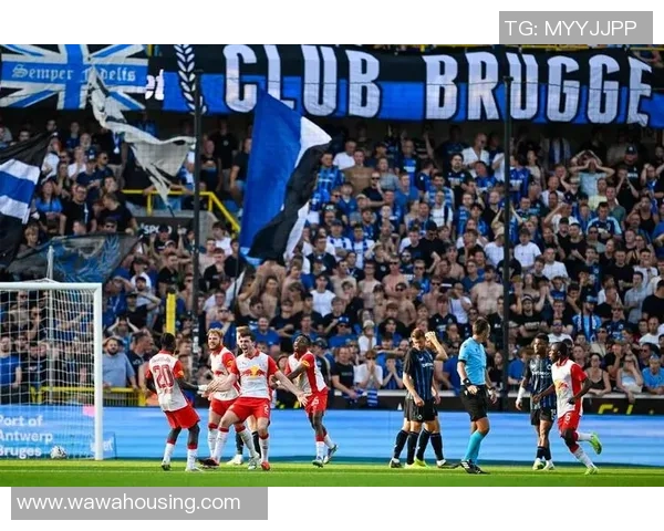 欧联杯巴黎圣日耳曼大胜多特蒙德点球大战引发争议与激情