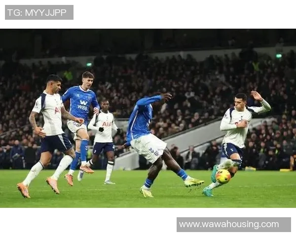 西甲热刺逆转里昂绝杀时刻震撼全场赛后分析与精彩回顾